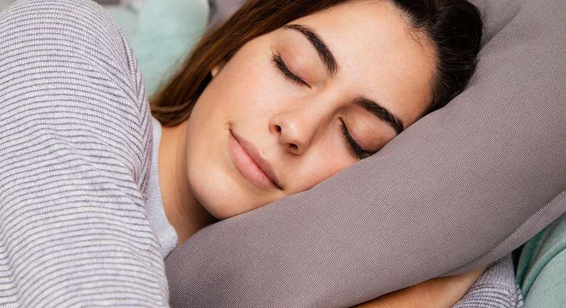 دراسة تكشف نتائج غير متوقعة عن "نشاط الدماغ أثناء النوم"