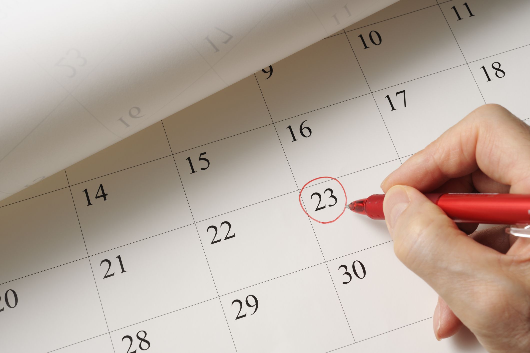 أسباب تأخر الدورة الشهرية وعلاجها