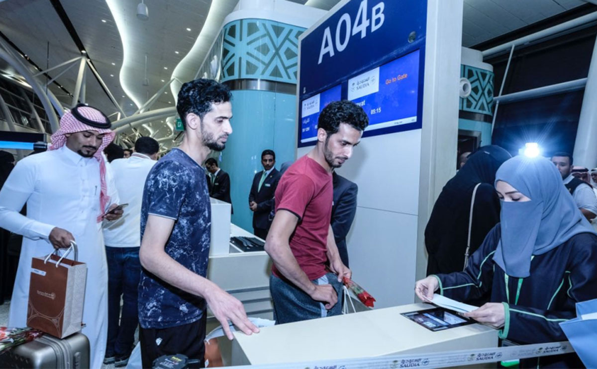 استقبال اول رحلة في مطار جدة الجديد في السعودية