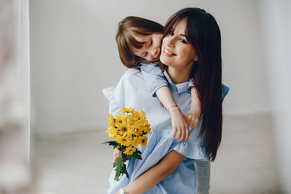Person, Human, Flower Bouquet