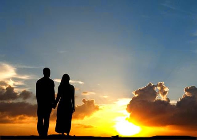 حكم الامتناع عن العلاقة الحميمة بين الزوجين