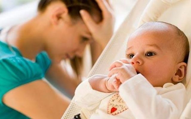 اكتئاب ما بعد الولادة