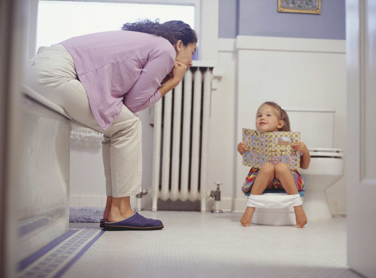 تنظيف الطفل من الحفاض ومعرفة جهوزيته