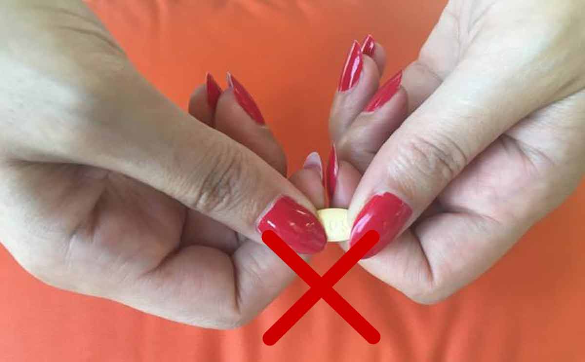 هل يجوز كسر حبة الدواء الى نصفين