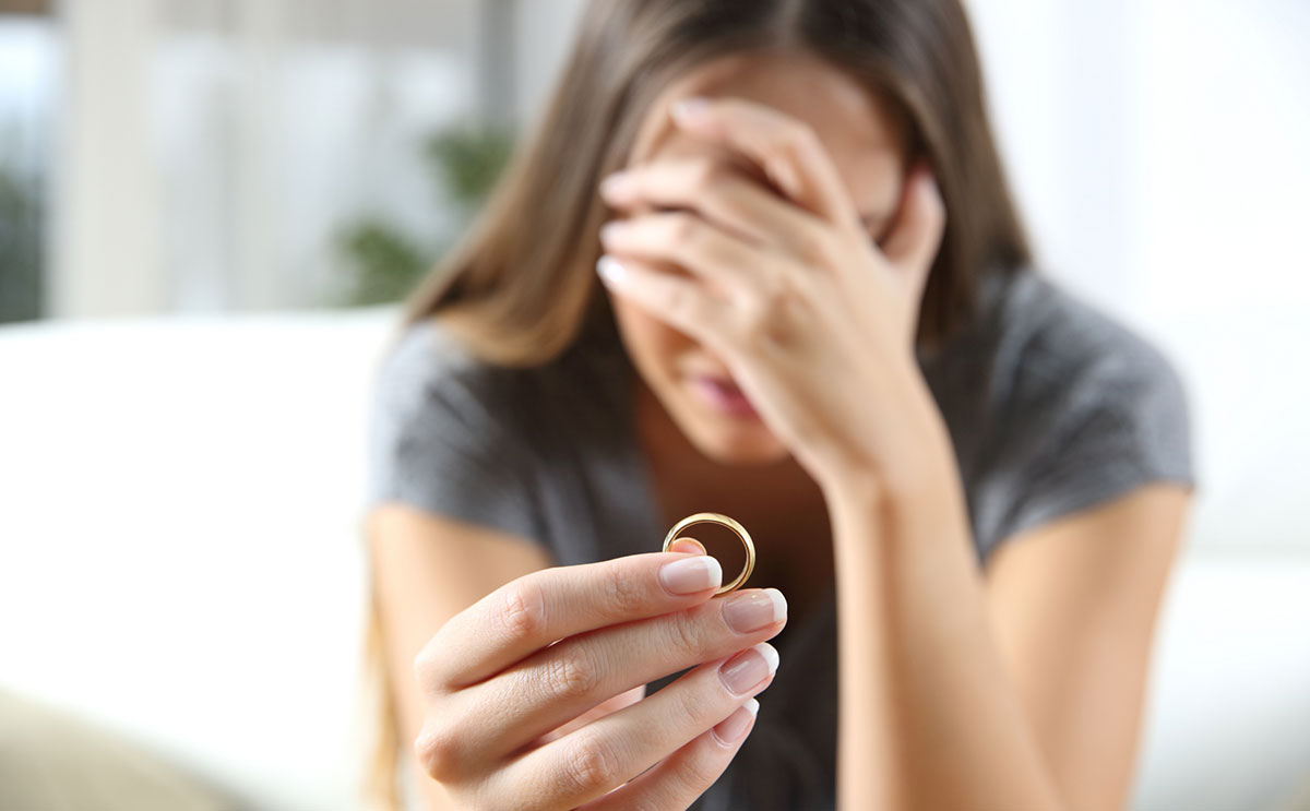 التصرف الصحيح عند زواج الزوج