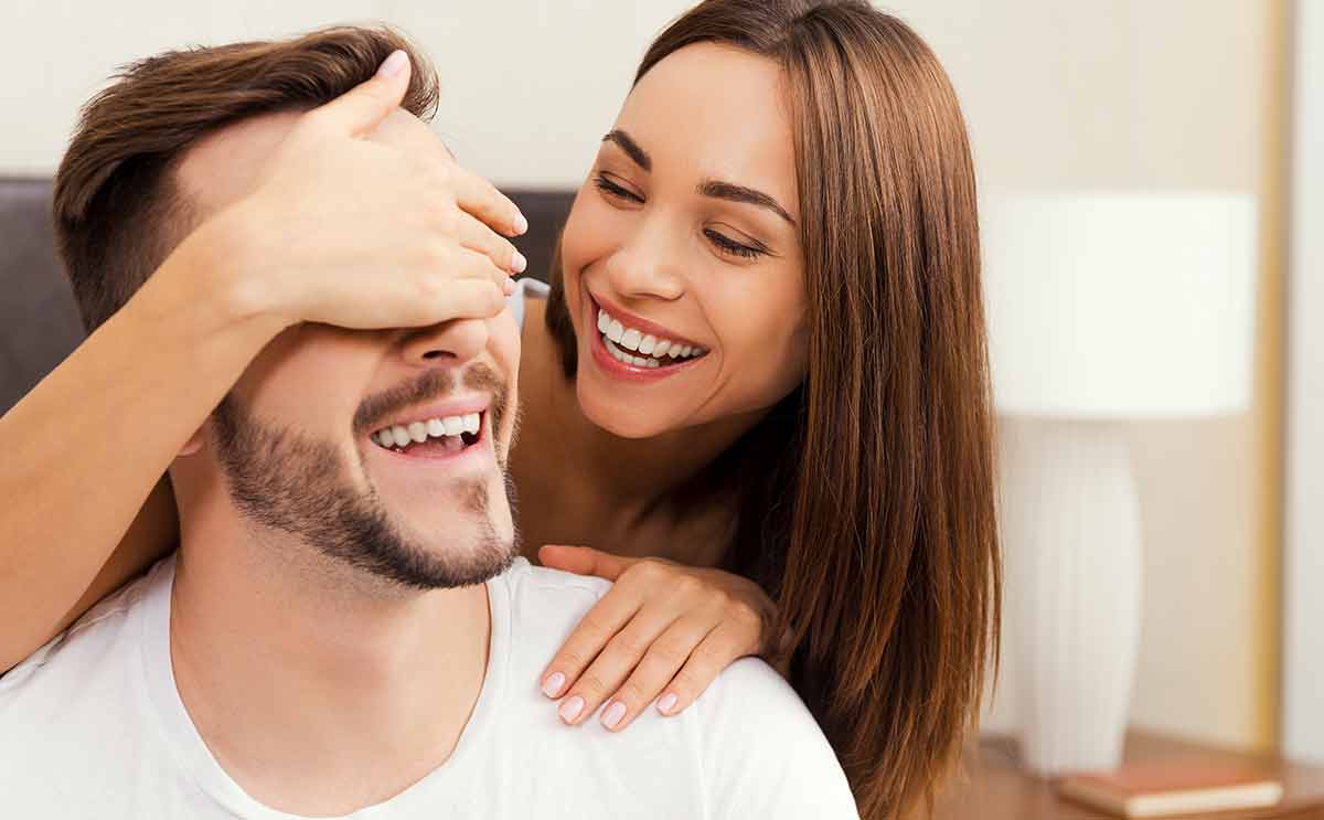 اعترافات رجال حول الاكسسورات الاكثر اثارة للزوجة
