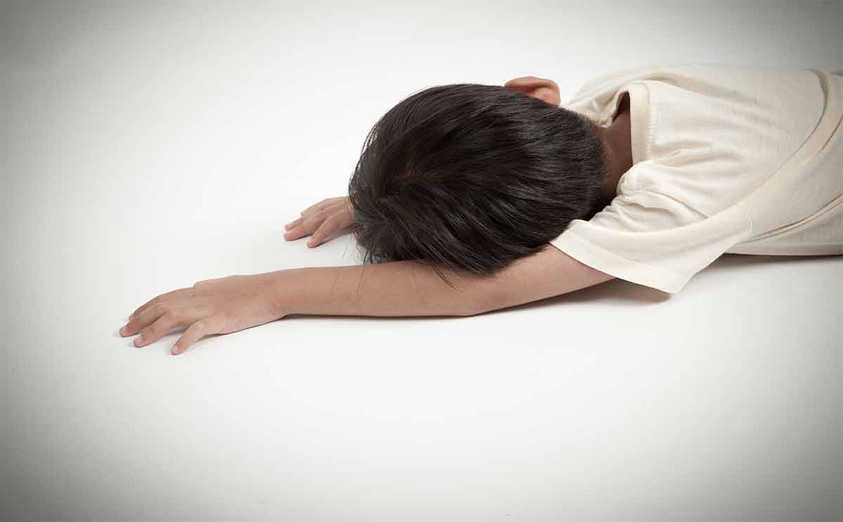 طريقة اسعاف الطفل فاقد الوعي