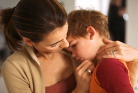 كيف تتعاملين مع سخونة طفلك؟