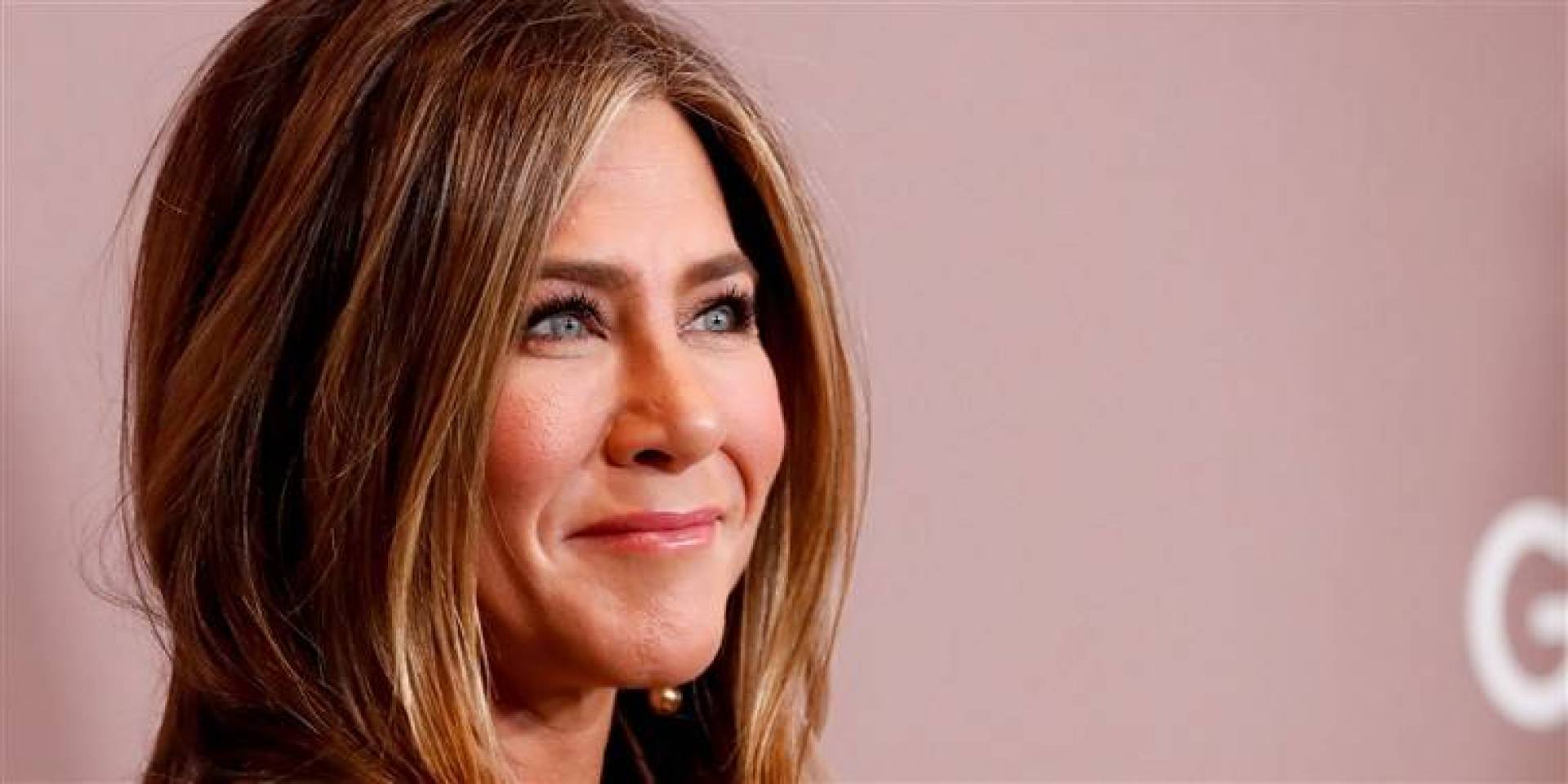 فنانين برج الدلو 