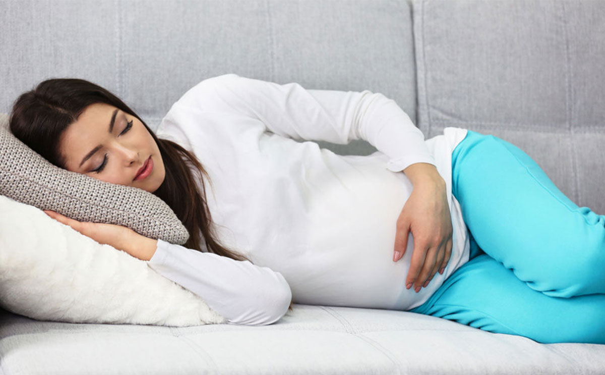 دراسة تحذر من نوم الحوامل لأكثر من 9 ساعات