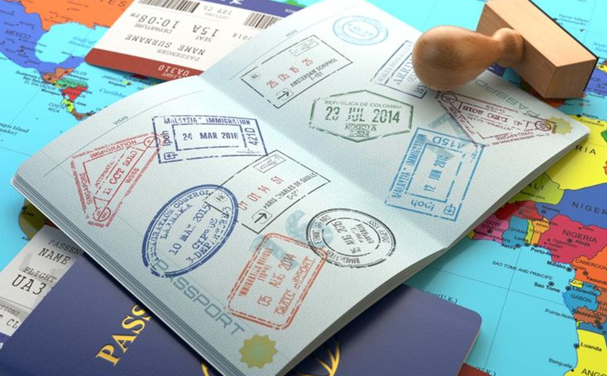 خطوات طباعة تأشيرة خروج وعودة