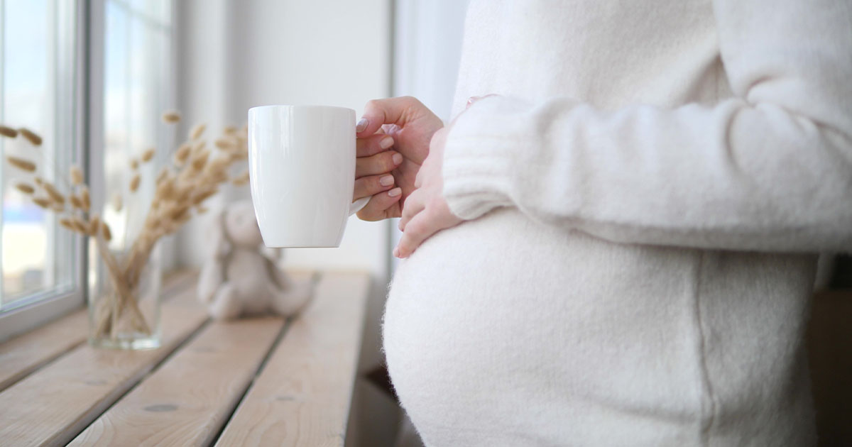 أسباب تحجّر بطن الحامل وأعراضه