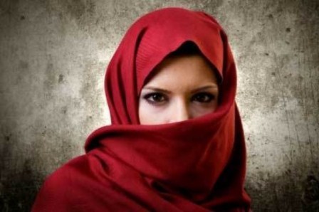 انتهاكات حقوق المرأة العربية