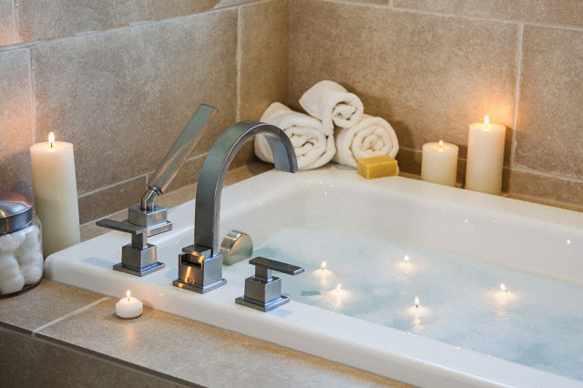 Sink Faucet, Candle, Tub