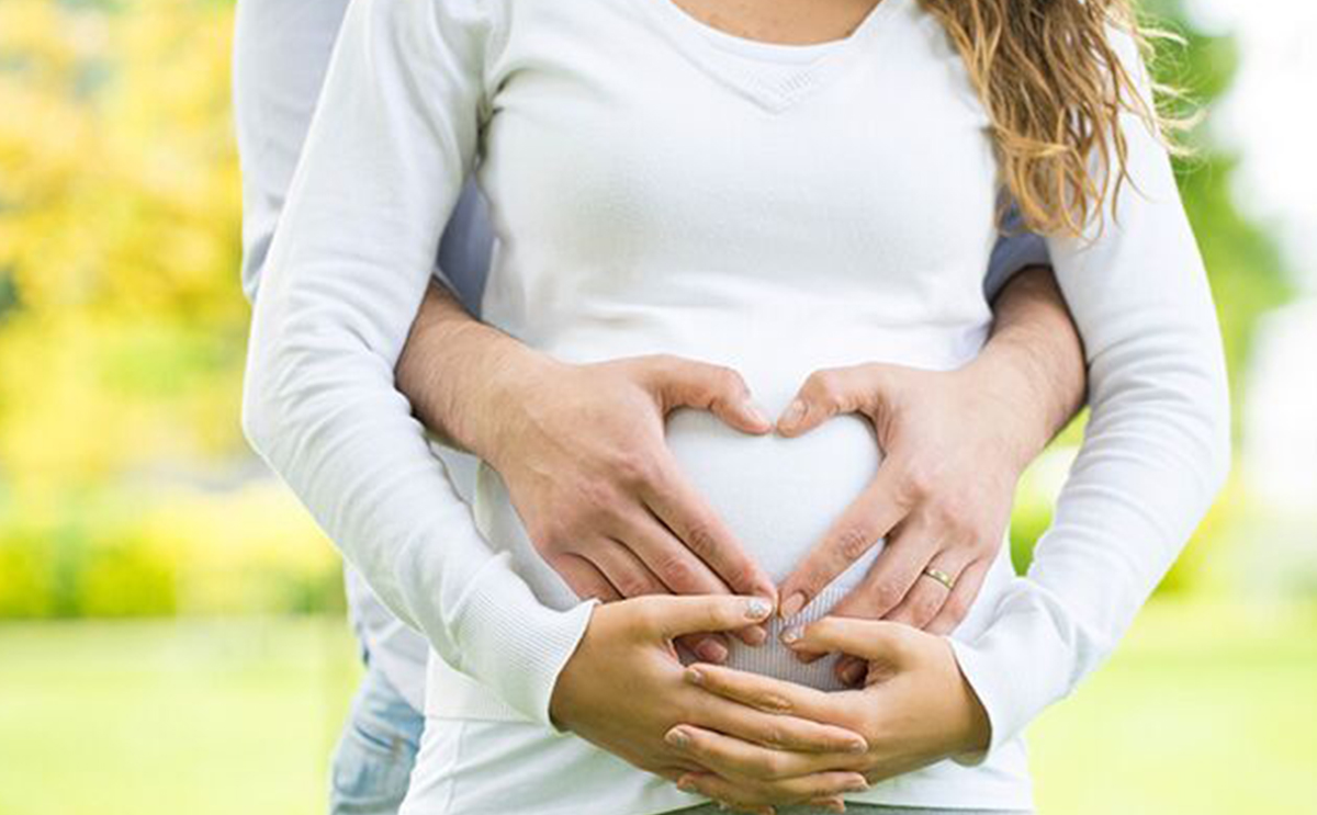 هل ينصح بالجماع في الايام الاولى من الحمل؟