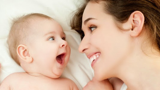 7 أسئلة شائعة تطرحها كل أم جديدة