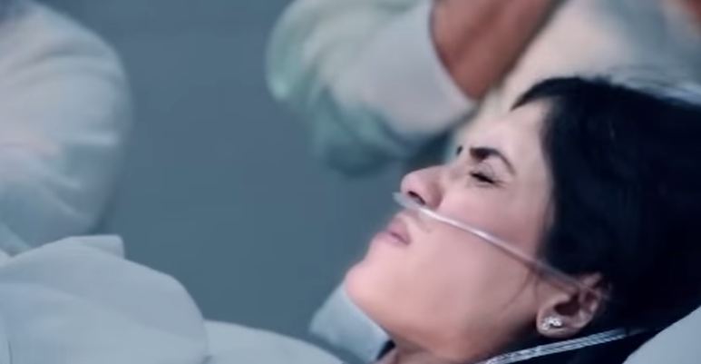 زوجة امير يزبك أثناء ولادتها
