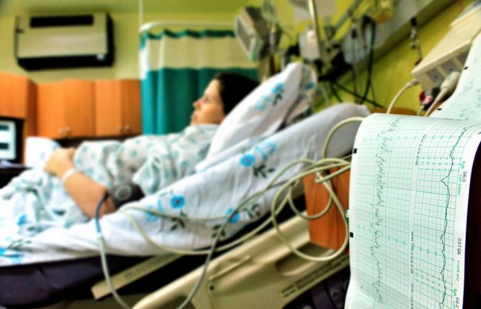 إمرأة في السعودية تنجب ستة توائم بصحة جيدة وبمساعدة ستين طبيب