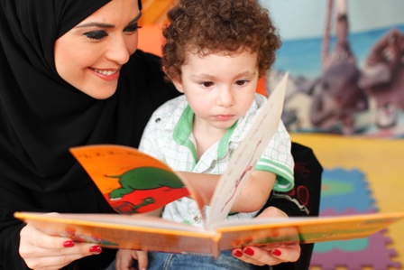 كيف نعلم الطفل النطق السريع؟
