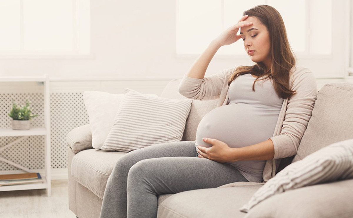 سبب لون البول برتقالي عند الحامل