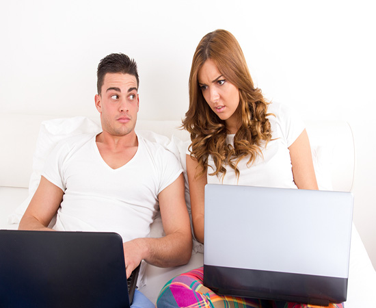 إحمي حياتك الزوجية من مواقع التواصل الإجتماعي!