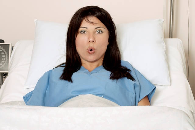 كيف تخففين من آلام المخاض؟