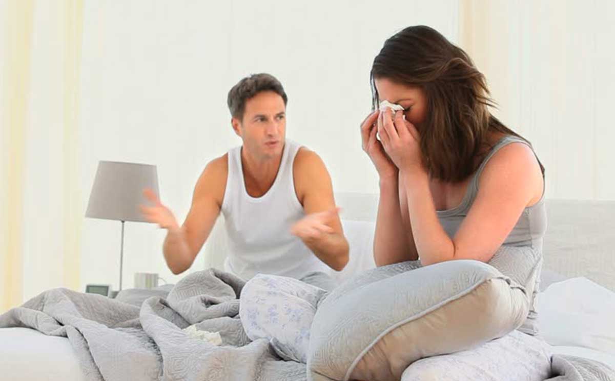 امور لا يجب على الزوجة القيام بها بعد اكتشاف خيانة زوجها