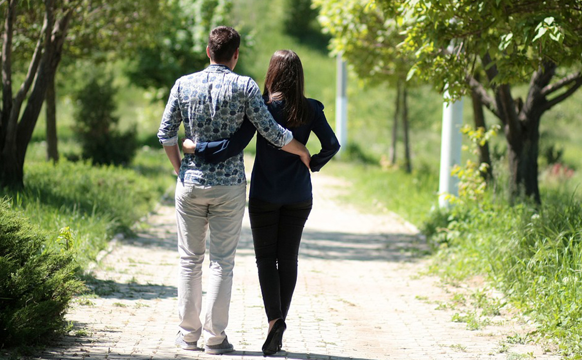 هل صحيح ان المرأة القصيرة هي الافضل في العلاقة الزوجية؟