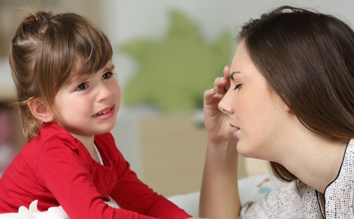 سبب اظهار الطفل اسوأ تصرفاته امام امه فقط