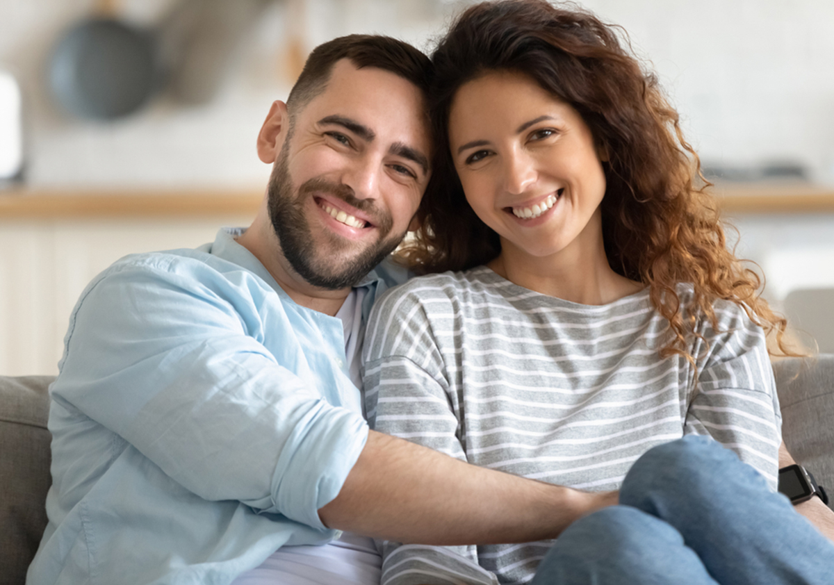 الحقيقة العلمية خلف اختيار الرجل الزوجة التي تشبه والدته