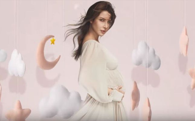 نانسي عجرم تنشر صورة كاملة وواضحة لوجه إبنتها ليا للمرة الأولى