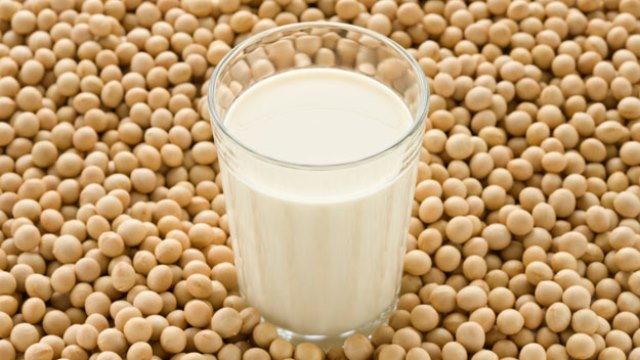 فوائد حليب الصويا للاطفال