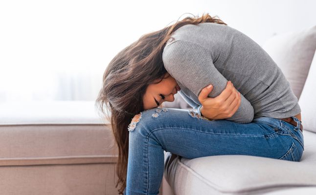 اسباب وعلاج انسداد قنوات فالوب بالأعشاب