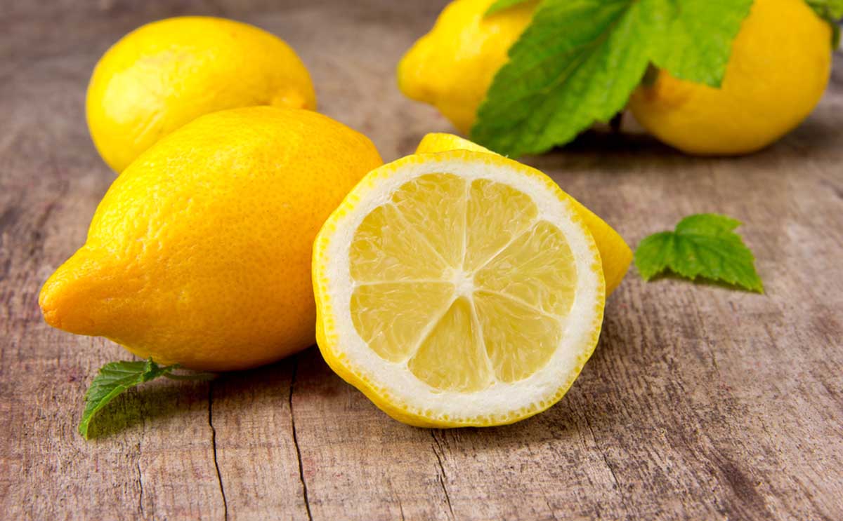 طرق علاج الكلف بالليمون