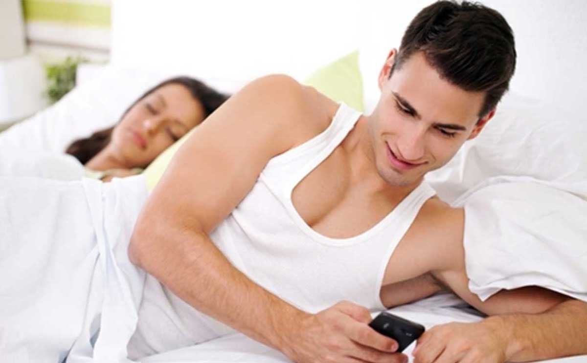 اشارات لا تنتبه اليها المرأة تكشف خيانة الزوج
