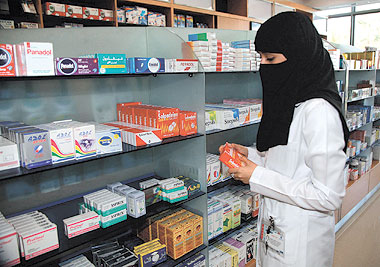 السعوديون يبتاعون الادوية بدون وصفة طبية