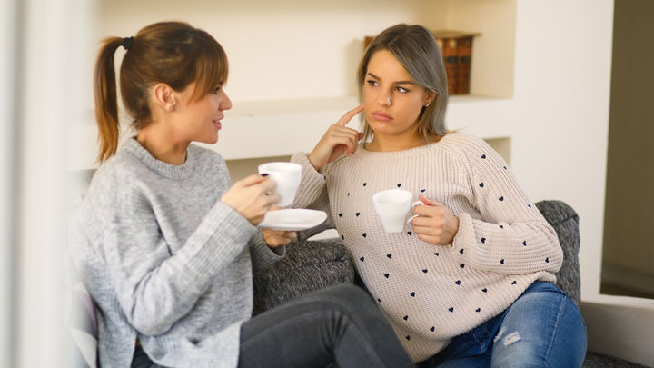 سبب حاجة كل امراة إلى صديقة لئيمة