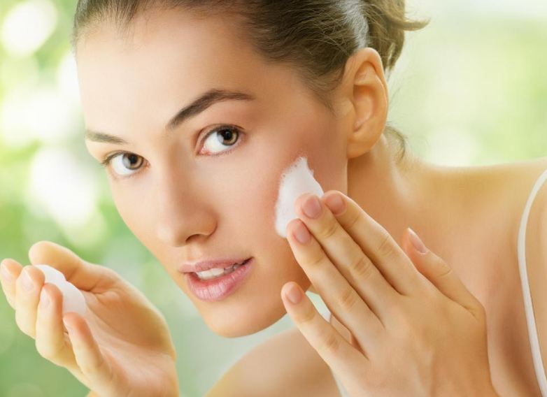 تعدد الماسكات تقنية جديدة تقتحم عالم التجميل