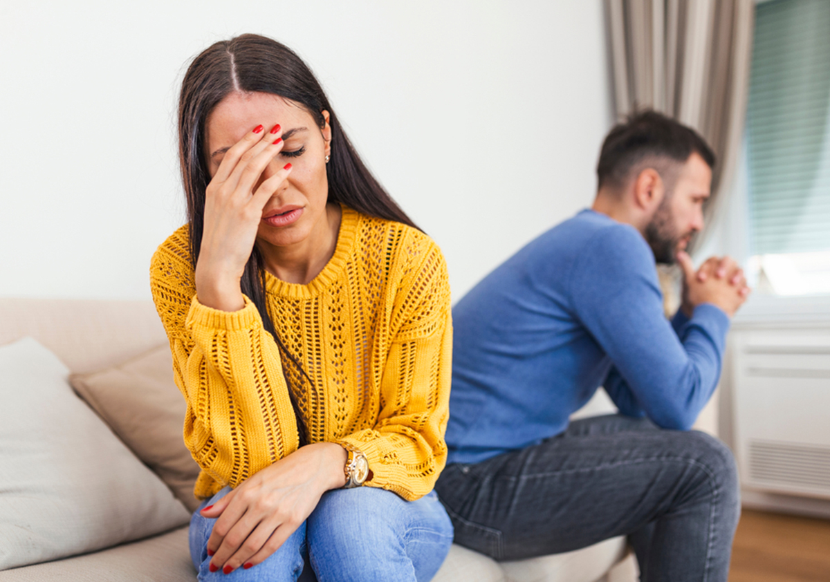 نصائح التعامل مع الزوج الذي لا يصغي الى زوجته اثناء الشجار