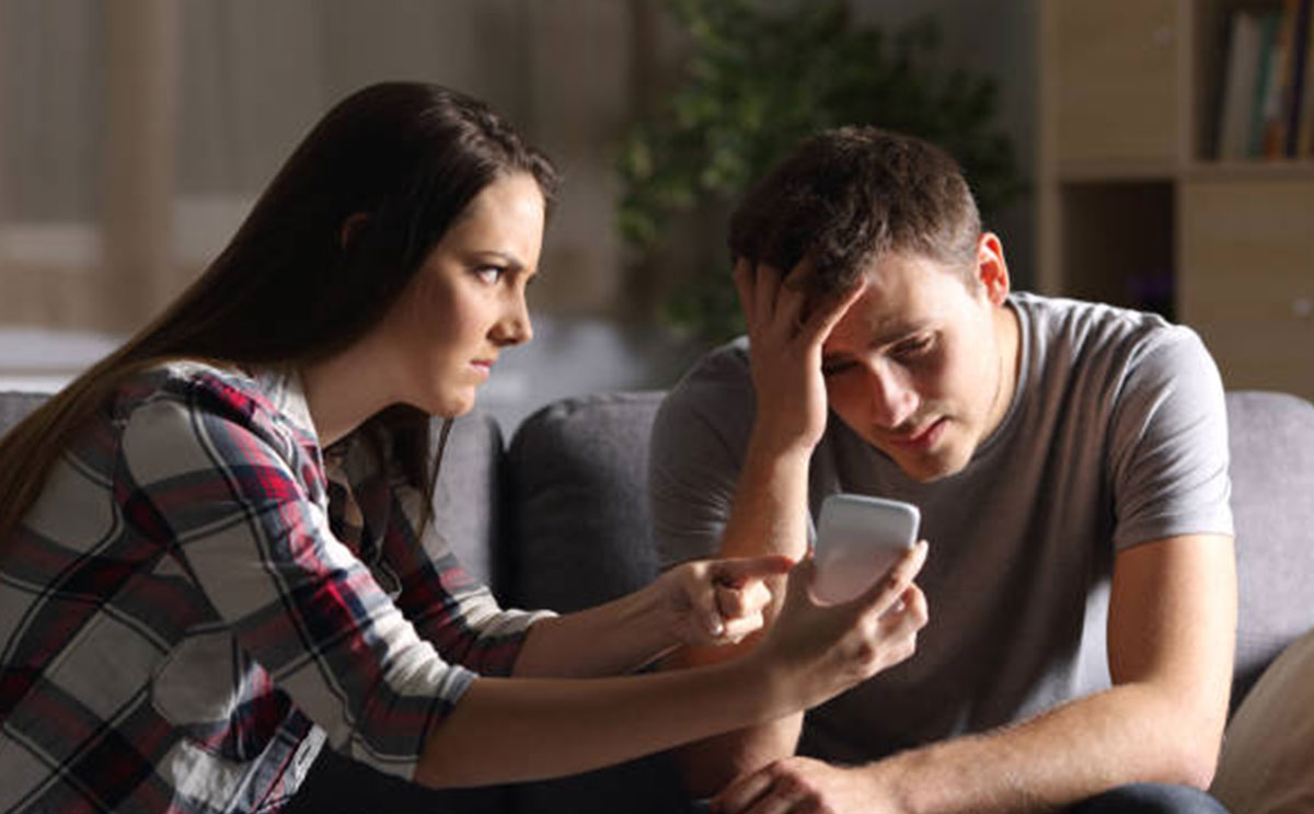 دراسة تؤكد ان المرأة ليست نكدية بل عقلها اكثر نشاط من الرجل