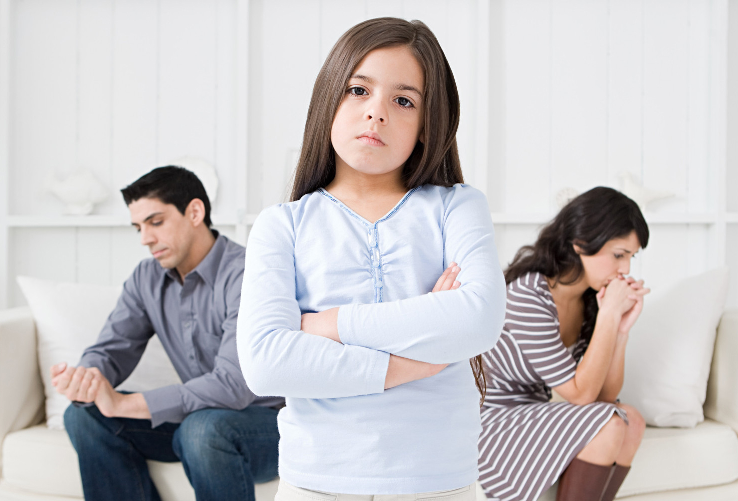 أخطاء يرتكبها جميع الأهل عند تربية الأطفال