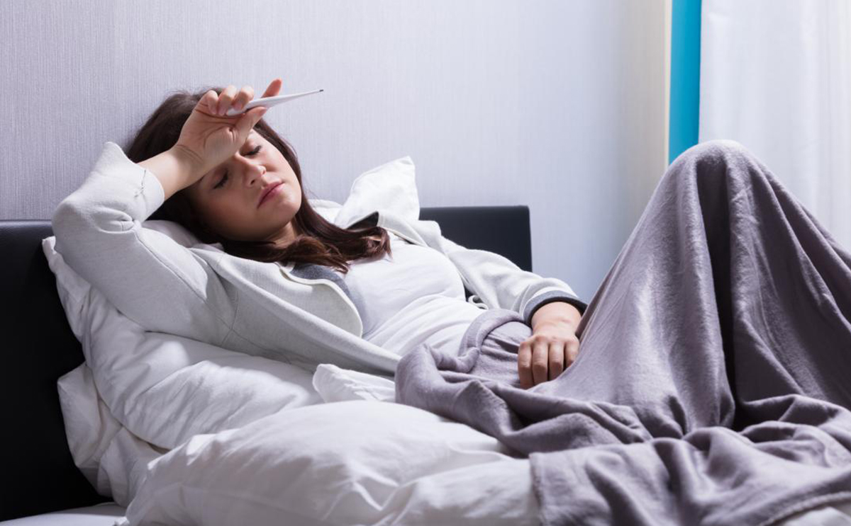 هل الحمى المالطية معدية بين الزوجين وما هي اسبابها واعراضها؟