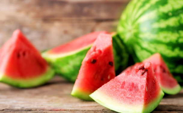 فوائد البطيخ الأحمر على الصحة الجنسية