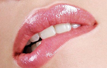 لماذا تفقدين أسنانك؟
