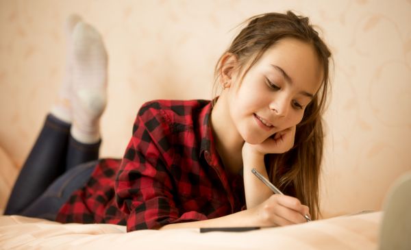 كيفية التصرف مع أسرار المراهقين