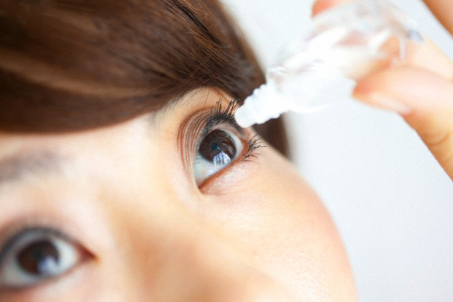 Contact Lens, Person, Human