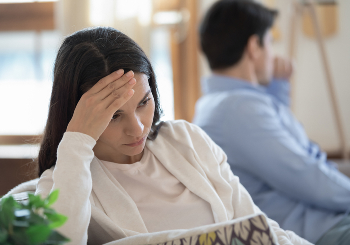 علامات تشير إلى أنك متزوجة من رجل يعاني من اضطرابات نفسية