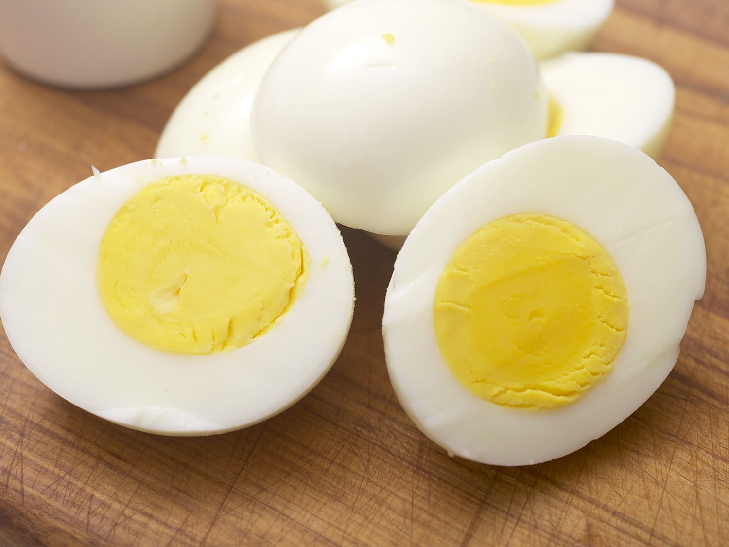 فوائد البيض المسلوق للحامل والجنين