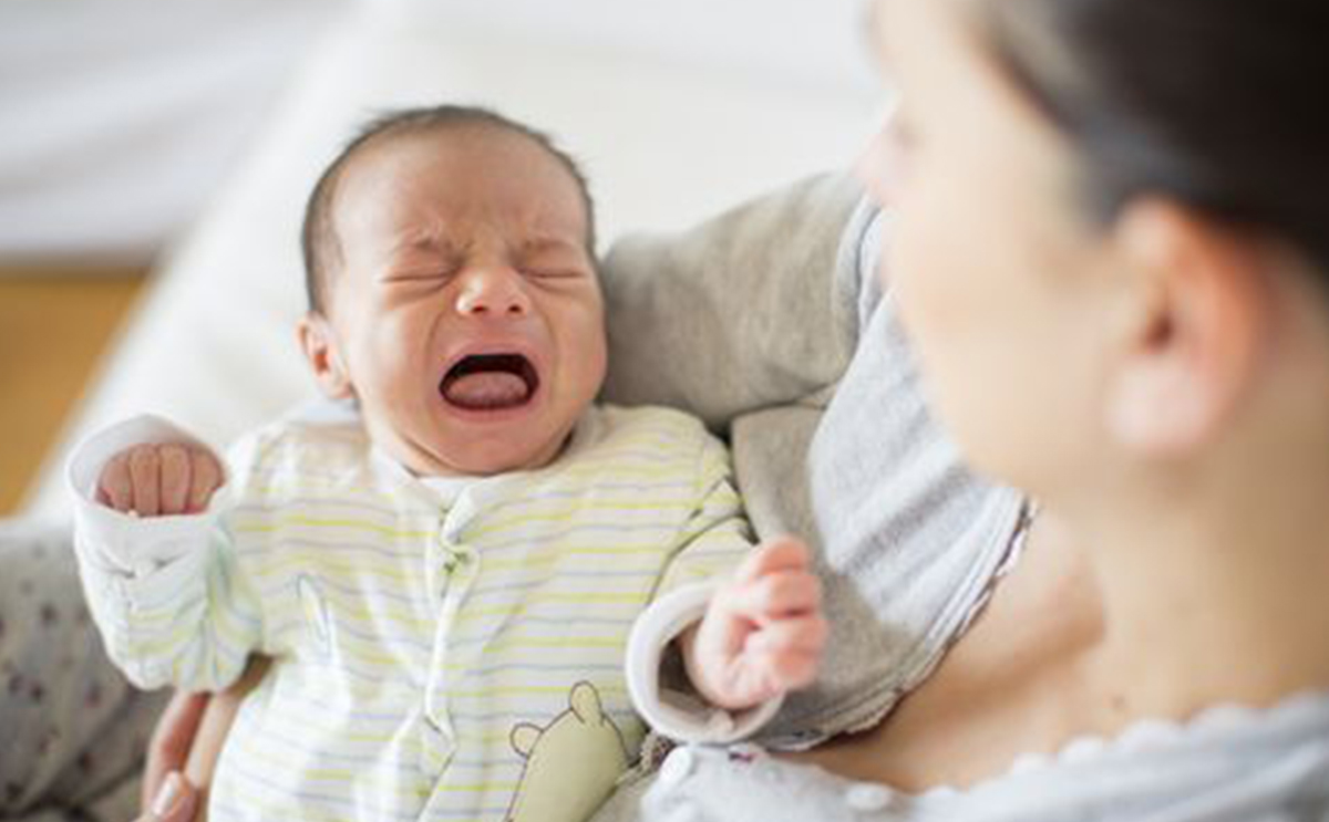 خروج الحليب من انف الرضيع: الاسباب والعلاج!