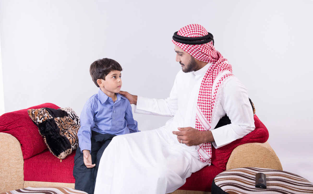 كيفية التعامل مع عصبية الأب في رمضان